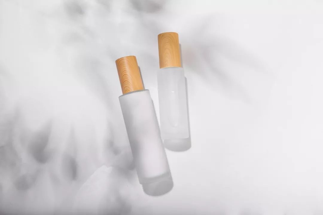 毛孔修护收敛水可以缩小毛孔吗,毛孔收敛水真的会收缩毛孔嘛