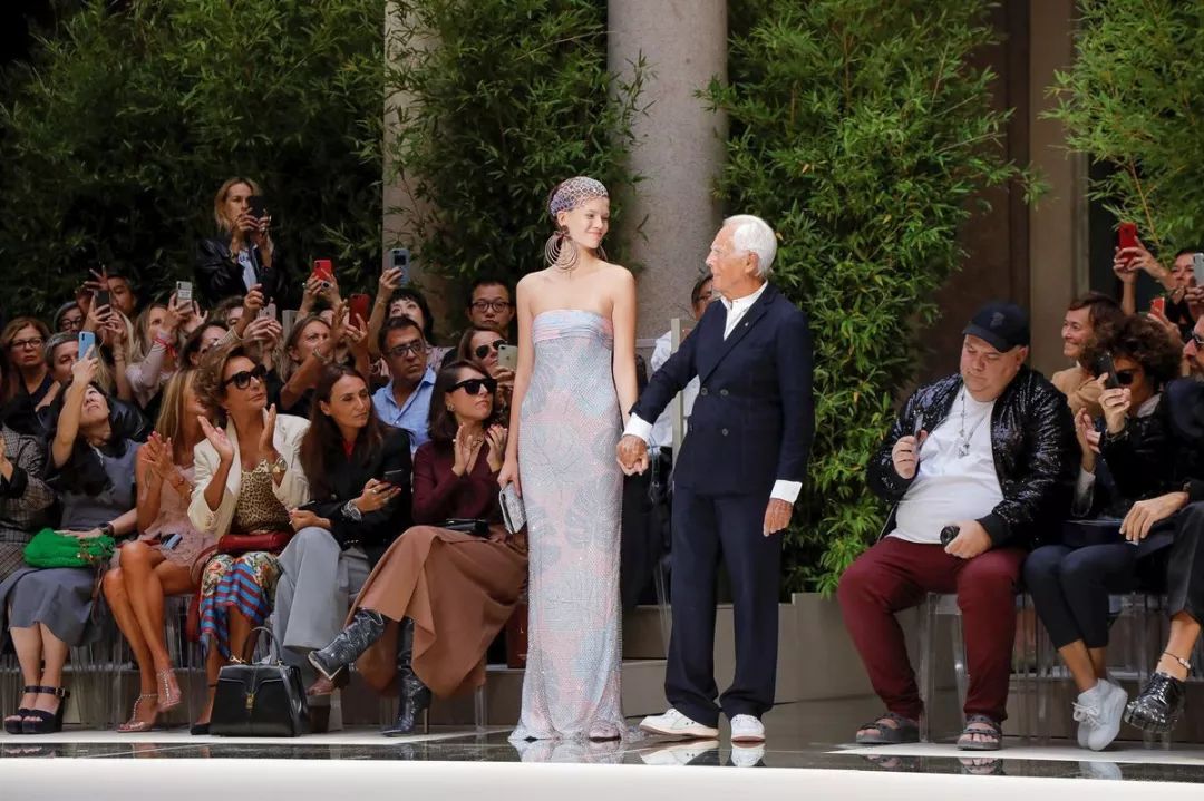 锁定每一个精彩时刻,锁定这8场秀就能包揽全年爆款