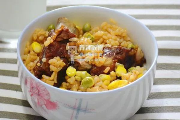 排骨米饭加盟连锁,做排骨米饭的视频