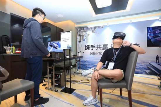 htcvivevr2019,htcvive2022