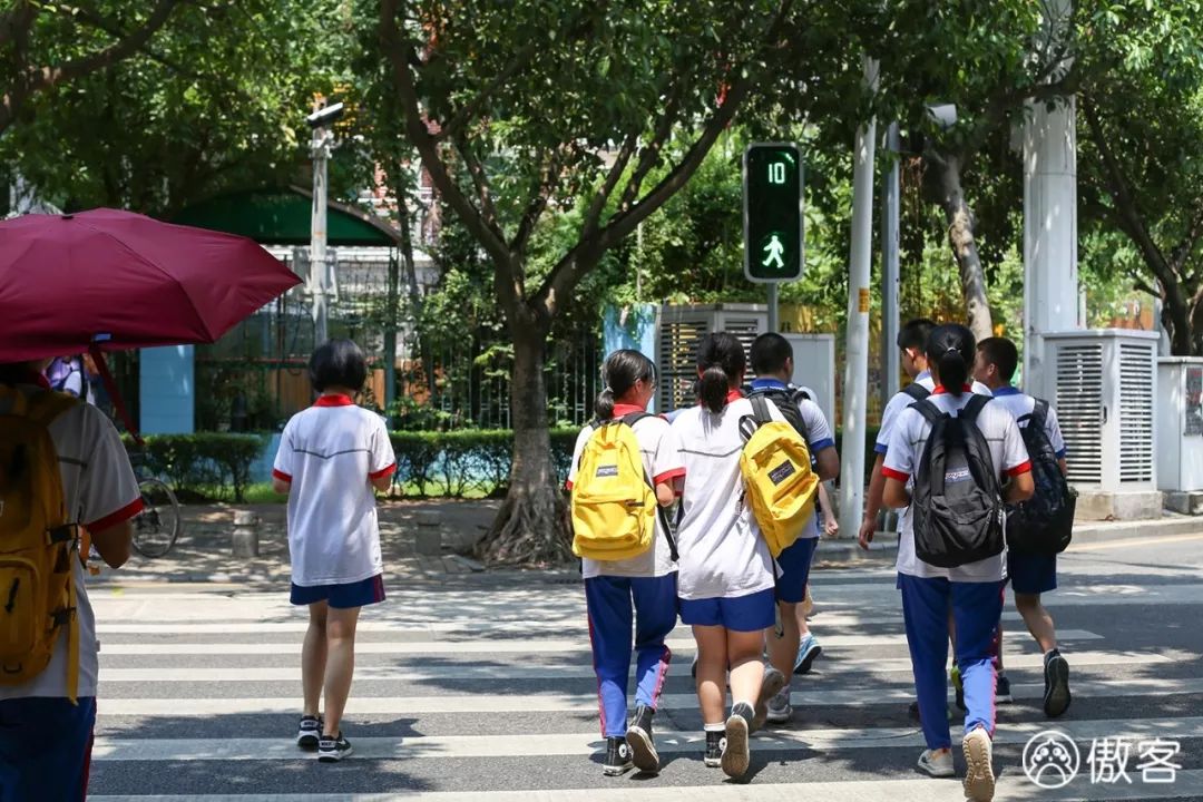 鍘﹂棬鏉炬煆缇庨鏀荤暐,鏉炬煆鍚冨枬鐜╀箰