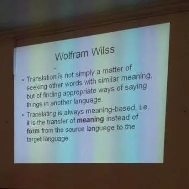 投影仪怎么合并,投影仪怎么完美匹配幕布