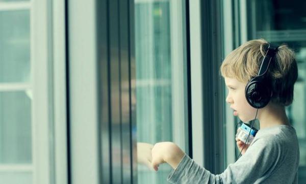 适合自闭症儿童的亲子游戏,自闭症儿童的社交能力与亲子游戏