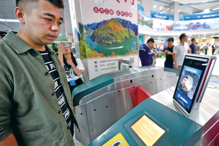 河南郑州出现持续强降雨天气新闻,河南将迎大风降温降雨郑州怎么样