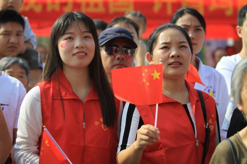 我与国旗同框主题墙,我与国旗迎国庆