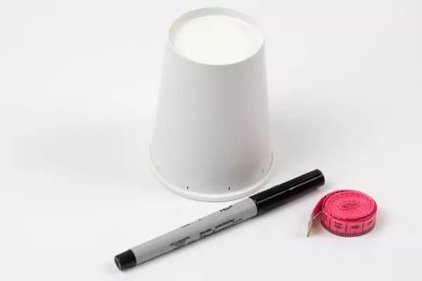 被人吐槽的手工,纸杯和一次性手套制作的手工