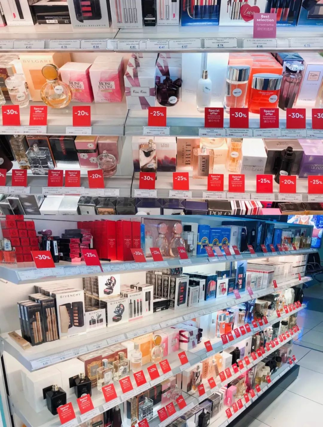 全球机场免税店买什么最便宜,美国机场什么值得买