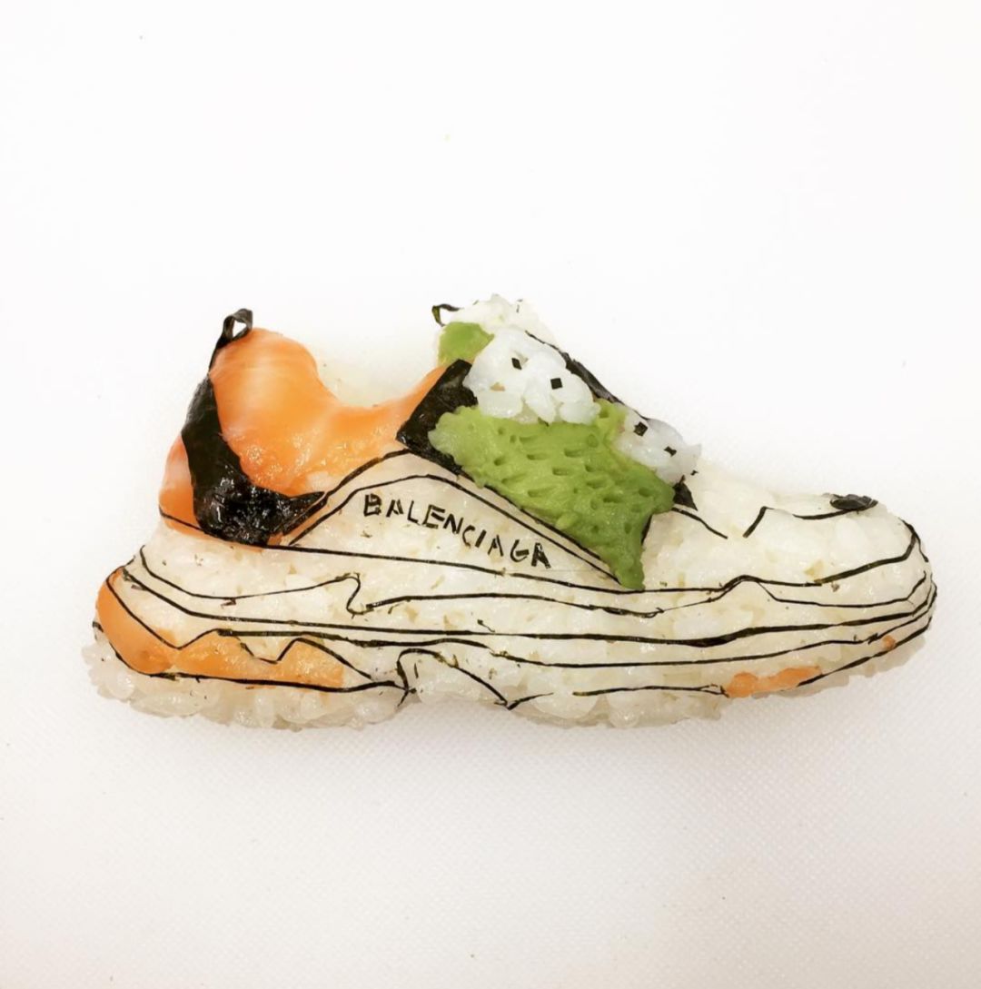 只能塞得下硬币的包、寿司大小的鞋……欢迎来到小人国