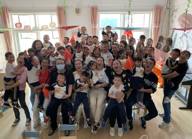 桥西幼儿园亲子活动,幼儿园儿童足球运动会