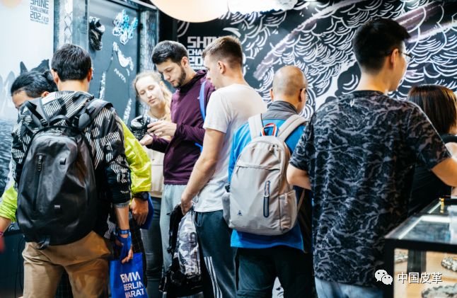 安踏柏林限定,中国品牌的骄傲安踏