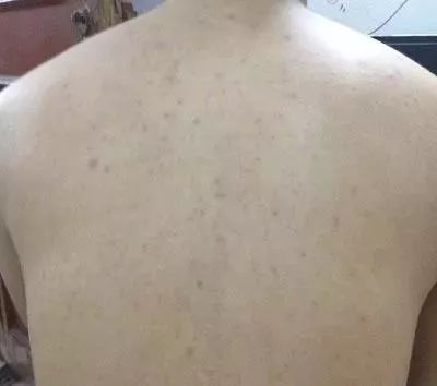 防寒挡风智能蓄热，穿一抵三、消除静电，一件衣服到底可以多牛？