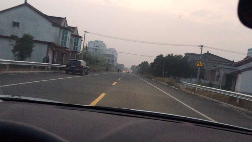 路亚打黑2022年视频,路亚打黑第一条鱼