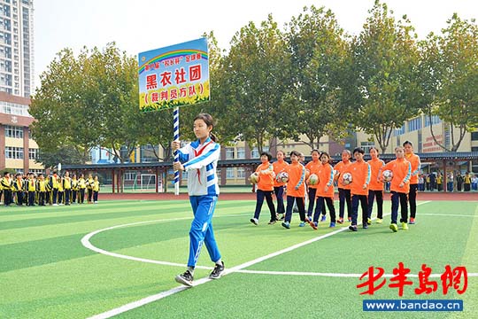 香江路小学足球比赛视频,校长杯校园足球比赛报道