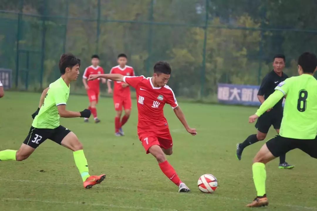 郑州二中足球队夺冠视频,2019-2020全国青少年校园足球