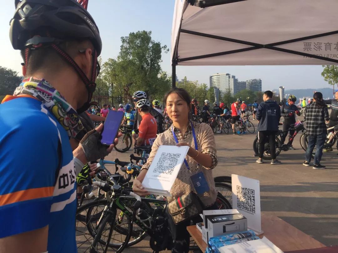 今天！有一场激烈的角逐在美丽千岛湖上演！