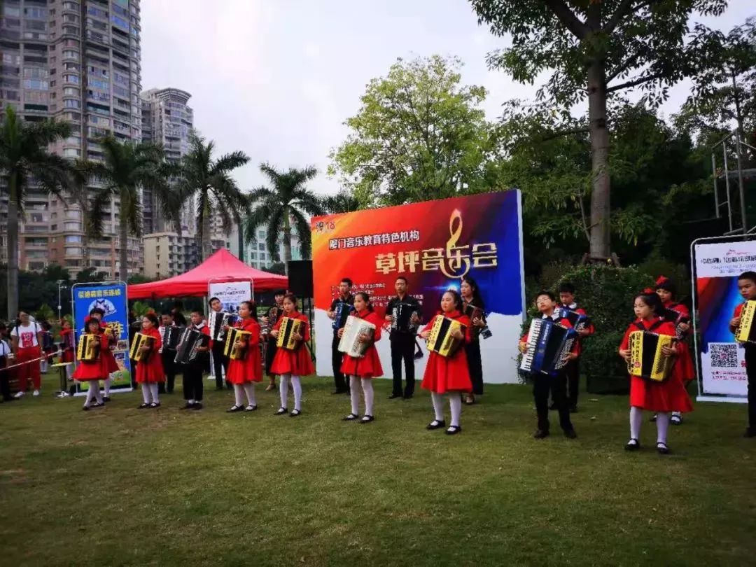 鍘﹂棬甯傝秴绾у槈骞村崕,鍏ㄥ煄娌歌吘