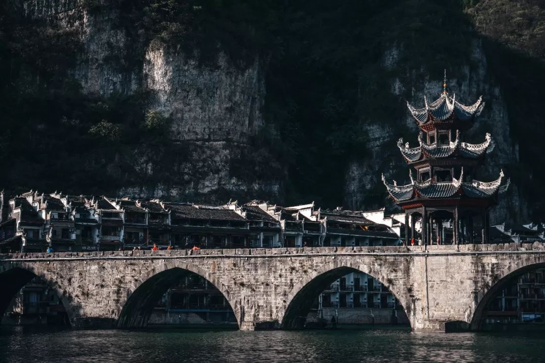 惊艳！日本小哥“约会”最美贵州