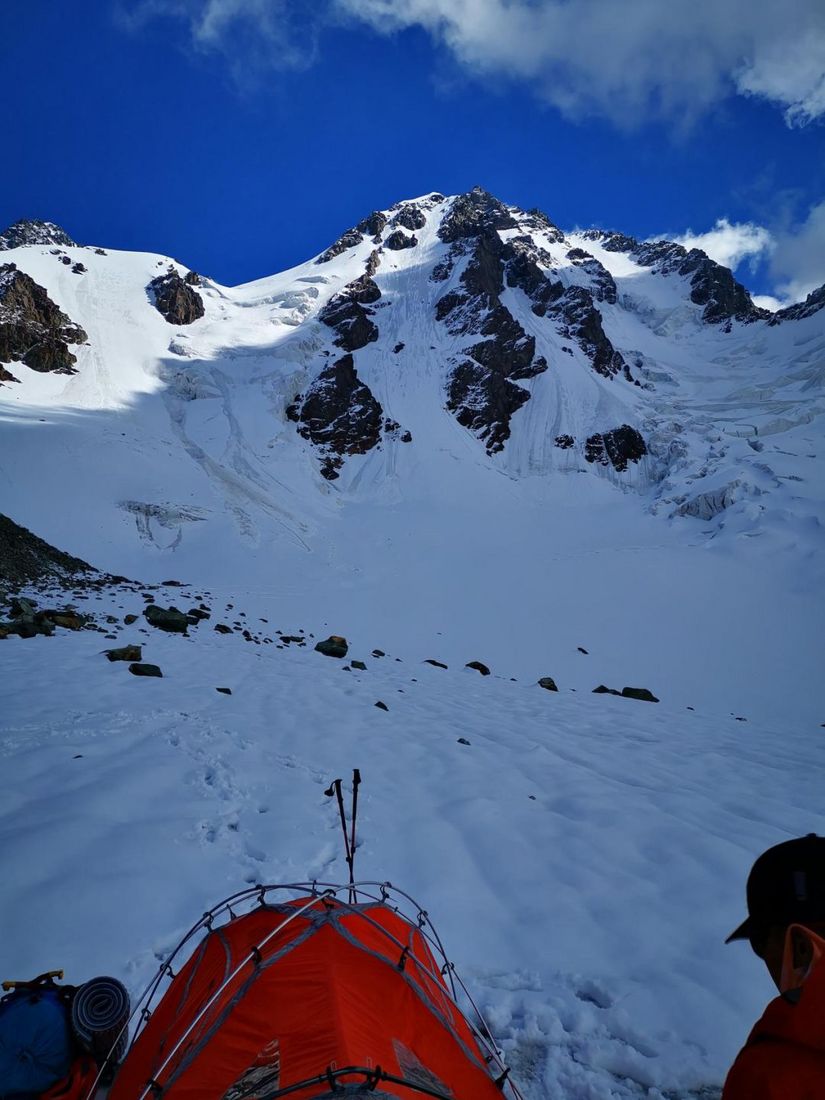 博格达峰登顶记录,李宗利登顶8千米以上的山