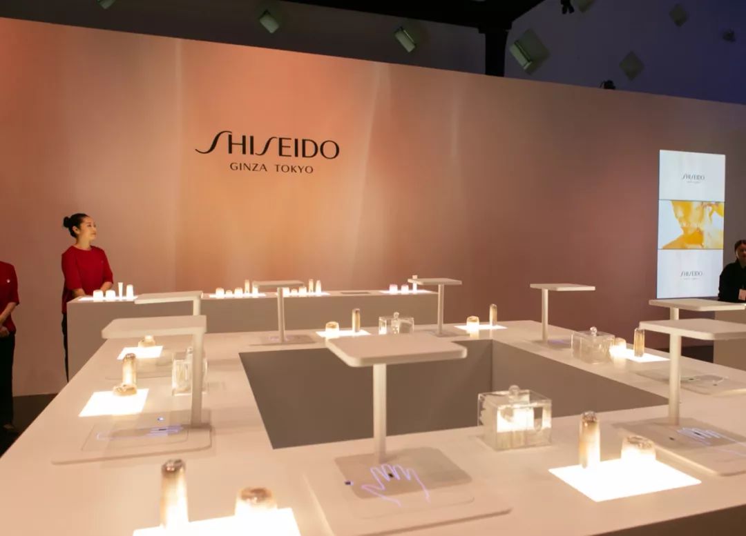 对抗岁月魔皱，护肤品能做的比你想象中更多...