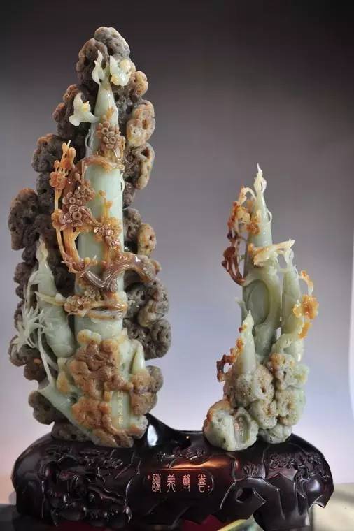 美玉“开花”,艳而不俗