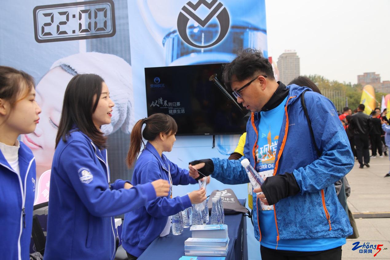 全民“跑男”感受常州水文化2019“发现常州·遇见大运”城市定向挑战赛顺利举行