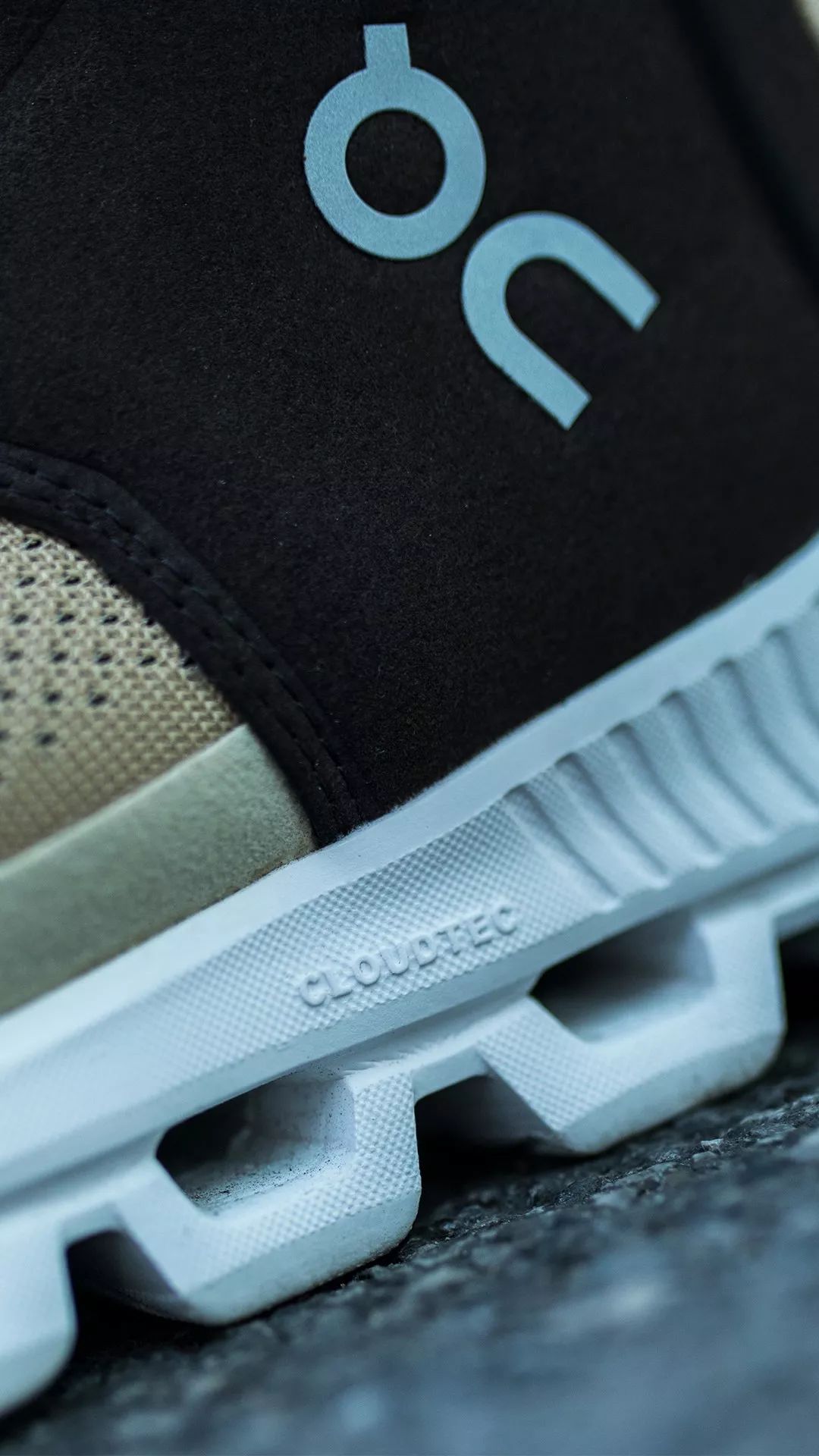 比尔盖茨穿的鞋,比尔盖茨穿的运动鞋品牌