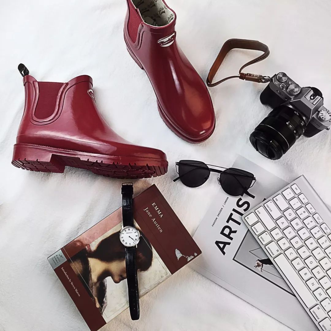 女生买鞋推荐平价,换季应该买什么鞋比较便宜