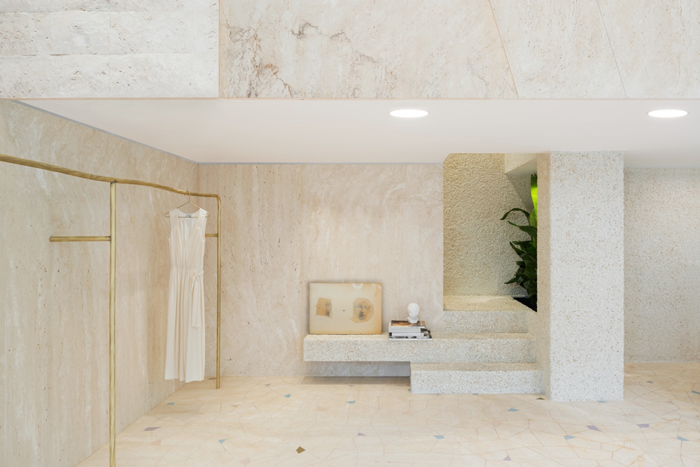 质量好有设计感的大品牌女装店铺,设计感强的小众女装品牌店