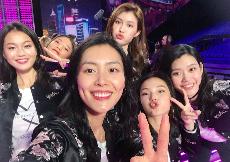 奚梦瑶超模刘雯,刘雯何穗奚梦瑶