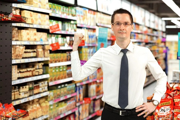 法籍“中国通”结缘宁夏葡萄酒,进博会上的中国通