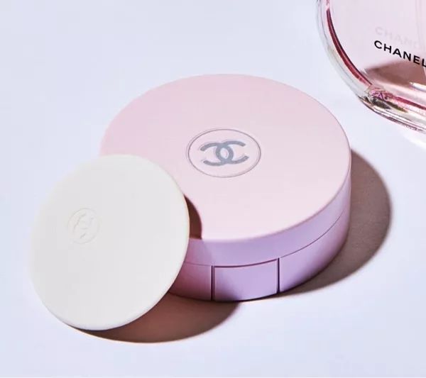 再火的衣服没有这个细节，也很难精致起来