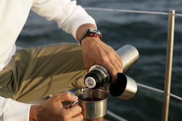 保温杯泡茶泡出重金属,不锈钢保温杯重金属超标