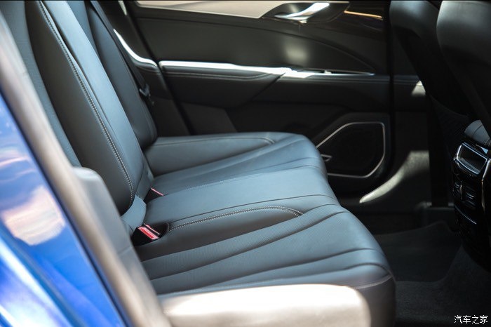 吉利博瑞ge新能源二手,吉利博瑞ge这个车到底怎么样