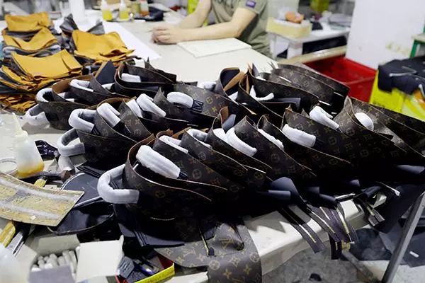 在迪拜买的lv爱马仕,在迪拜买的lv能在国内换货吗