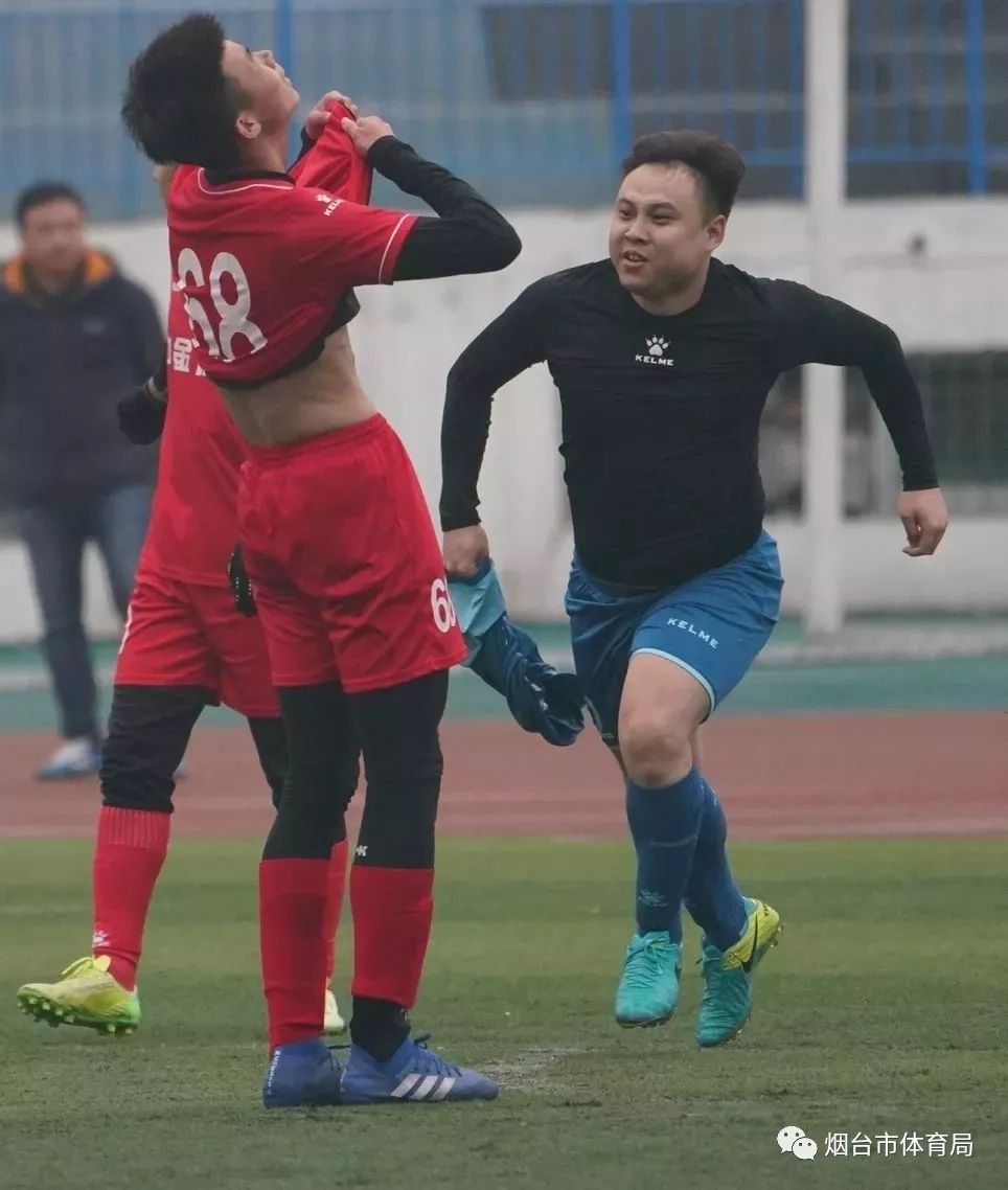 足协杯中金体育夺冠,史诗对决总决赛