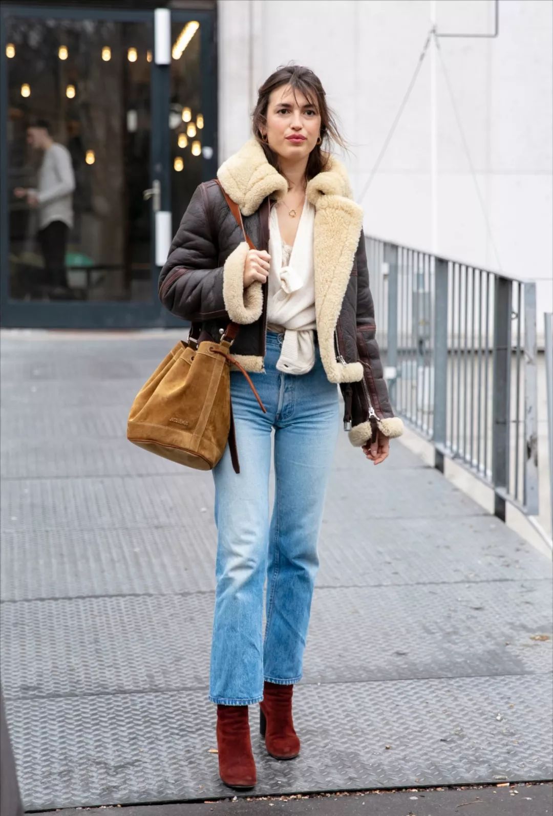 怎么调出跟钟楚曦一样的复古风,钟楚曦新中式穿搭同款