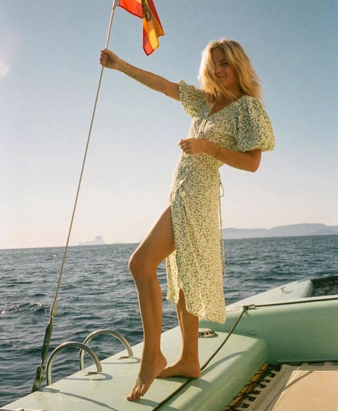 怎么调出跟钟楚曦一样的复古风,钟楚曦新中式穿搭同款