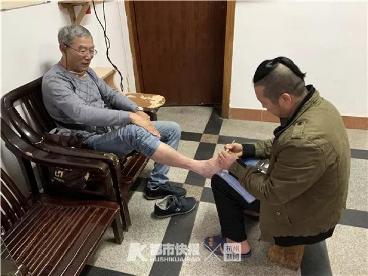 杭州八成平价大众澡堂都是镇江人开的!这家在国货路上守了21年的浴室,有点撑不下去了