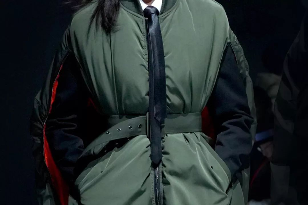 爱马仕传奇钦点，海外ins求代购，波司登X高缇耶联名火爆全球？