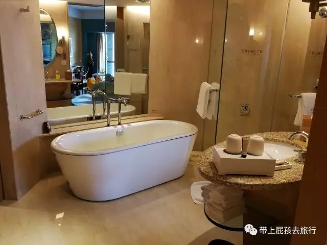 500不到全家住原佘山艾美，居然！周末元旦春节还是不加价