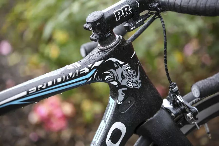 环法冠军曾经和现在的对比照片,历届环法自行车赛车队总冠军