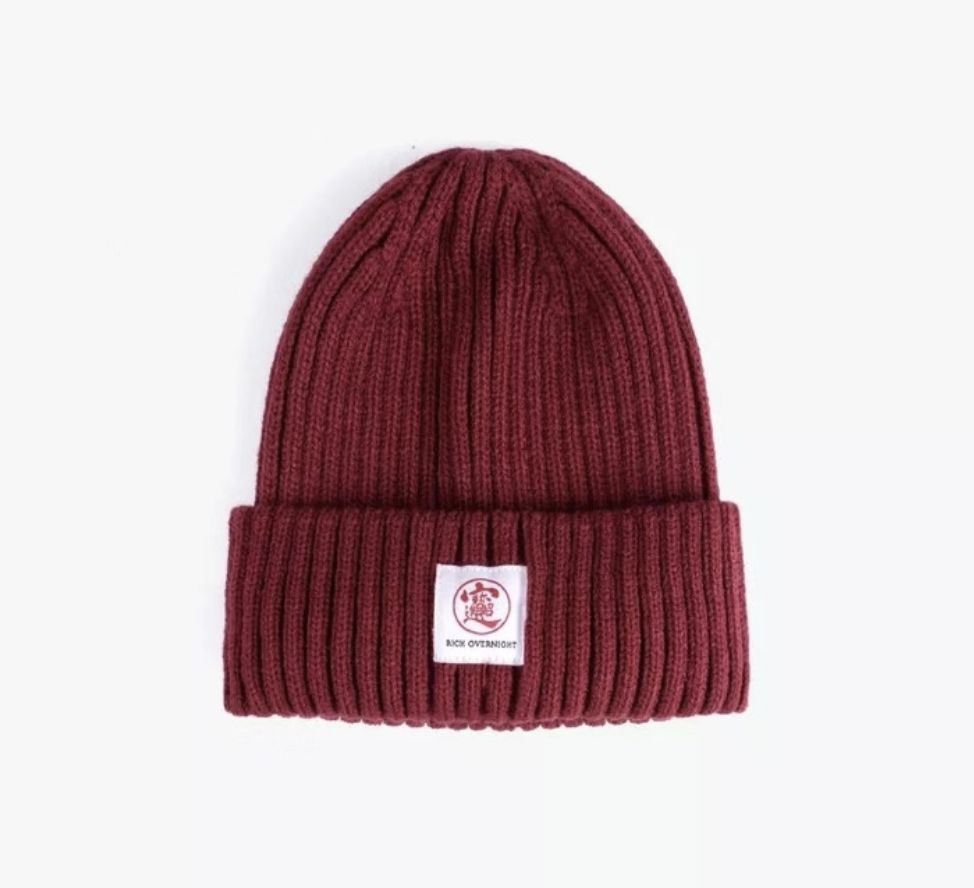 为什么总觉得自己戴毛线帽丑,毛线帽怎么戴着不掉