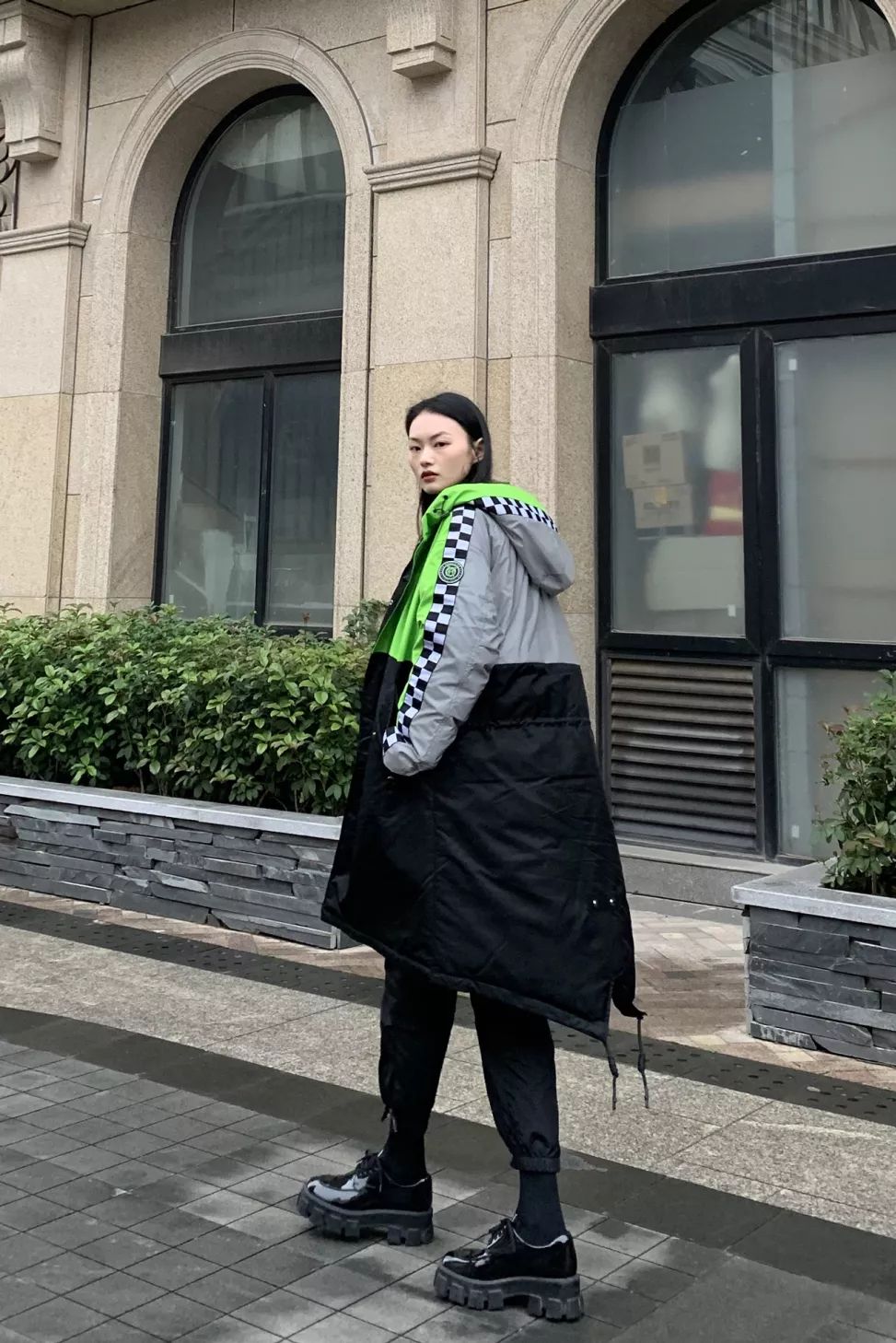 李宇春最新短款羽绒服,李宇春同款羽绒服长款