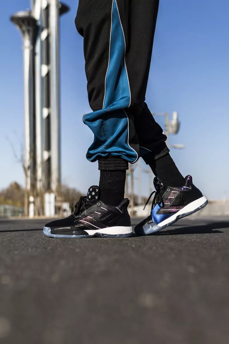 无数人心中的「顶级缓震」！传奇战靴良心升级！别怪我没提醒你