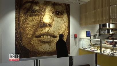 切出40000块面包丁玩拼图，无聊吃货的最高境界？甚至鸽子粪都不放过？