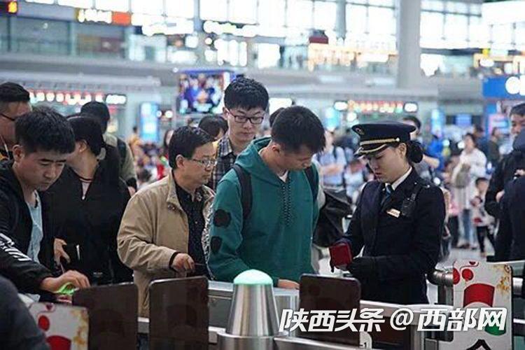 2024年春运西安局临客,2020春运火车票今起开售新闻
