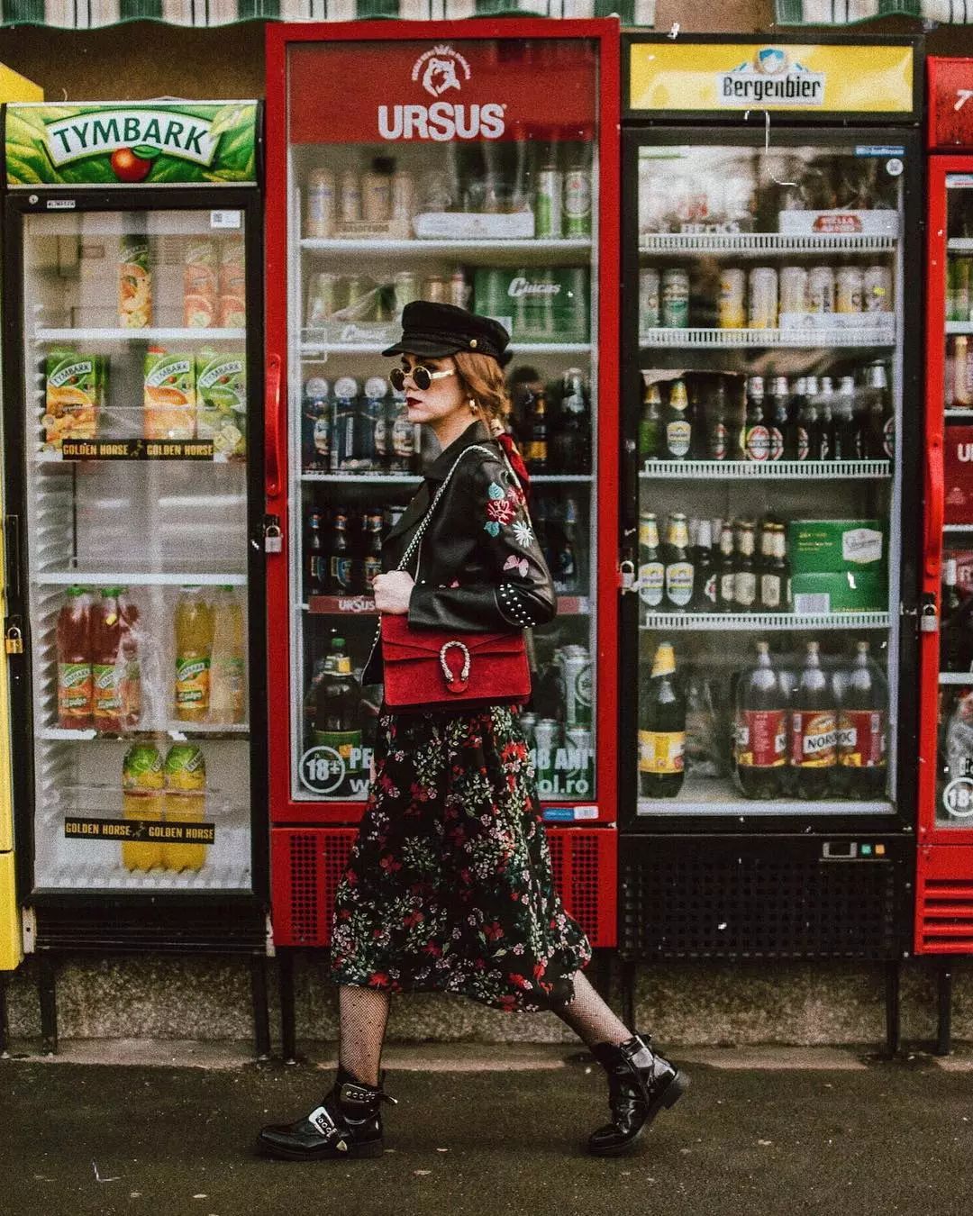 为什么口红官网比代购便宜,代购口红比官网便宜