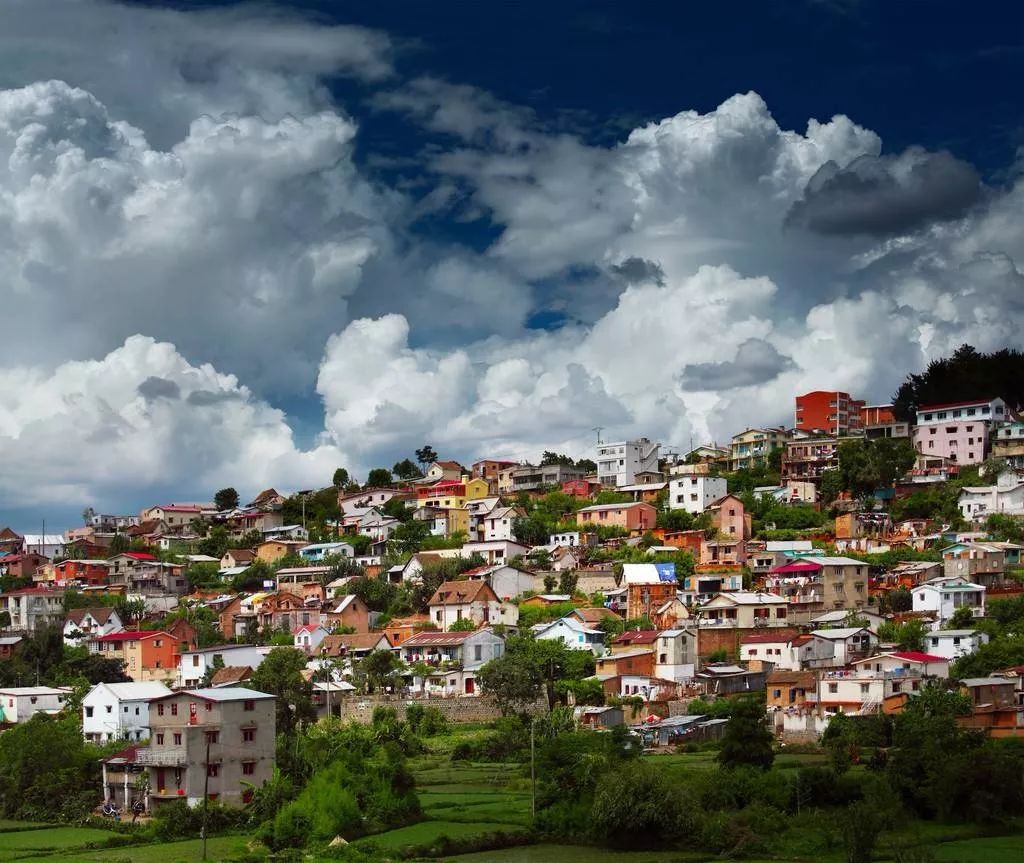 央视祖国大好河山常用的背景音乐,90年代央视上很好听的背景音乐