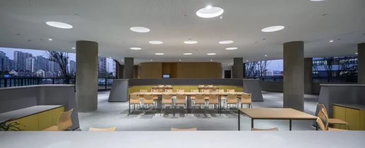 拒绝“千校一律”,浙大教院附中完成漂浮立体校园