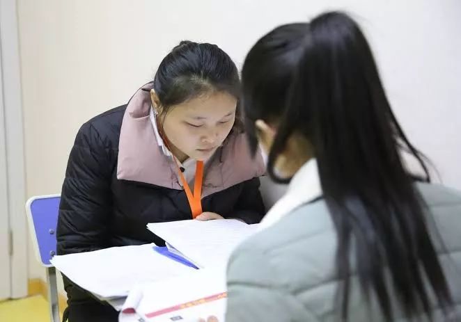 抱歉！留学生回国对这些神奇问题过敏！看到第几个你炸了....